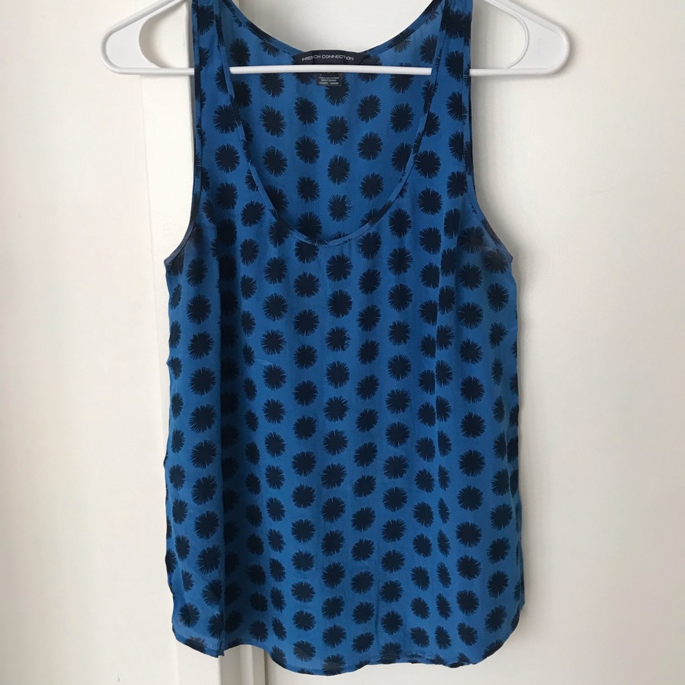 FRENCH CONNECTION chiffon top black/ blue pattern